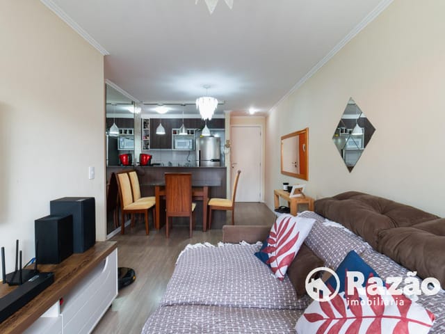 Apartamento 2 quartos e 1 banheiro, à venda, no bairro Santa Quitéria em Curitiba