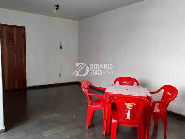 Apartamento com 381m² 2 quartos e 1 banheiro, à venda, no bairro Vila Olímpica em Uberaba