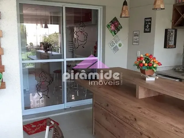 Apartamento com 190m² 4 quartos e 4 banheiros, à venda, no bairro Jardim das Colinas em São José Dos Campos