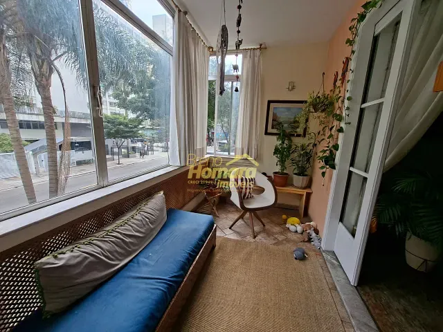 Apartamento 4 quartos e 4 banheiros, à venda, no bairro Santa Cecília em São Paulo
