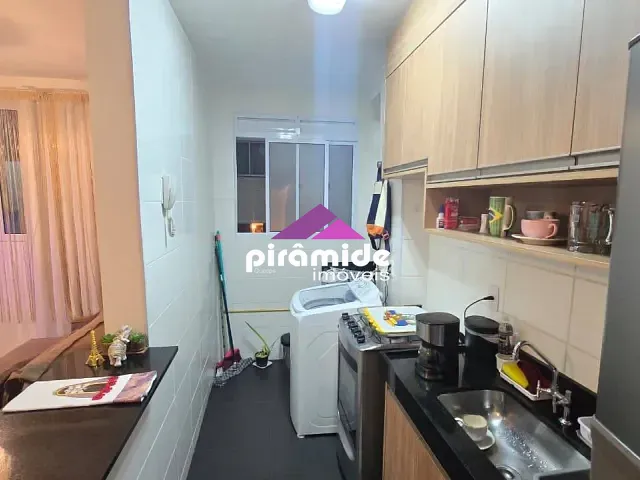 Apartamento 2 quartos e 2 banheiros, à venda, no bairro Jardim das Indústrias em São José dos Campos
