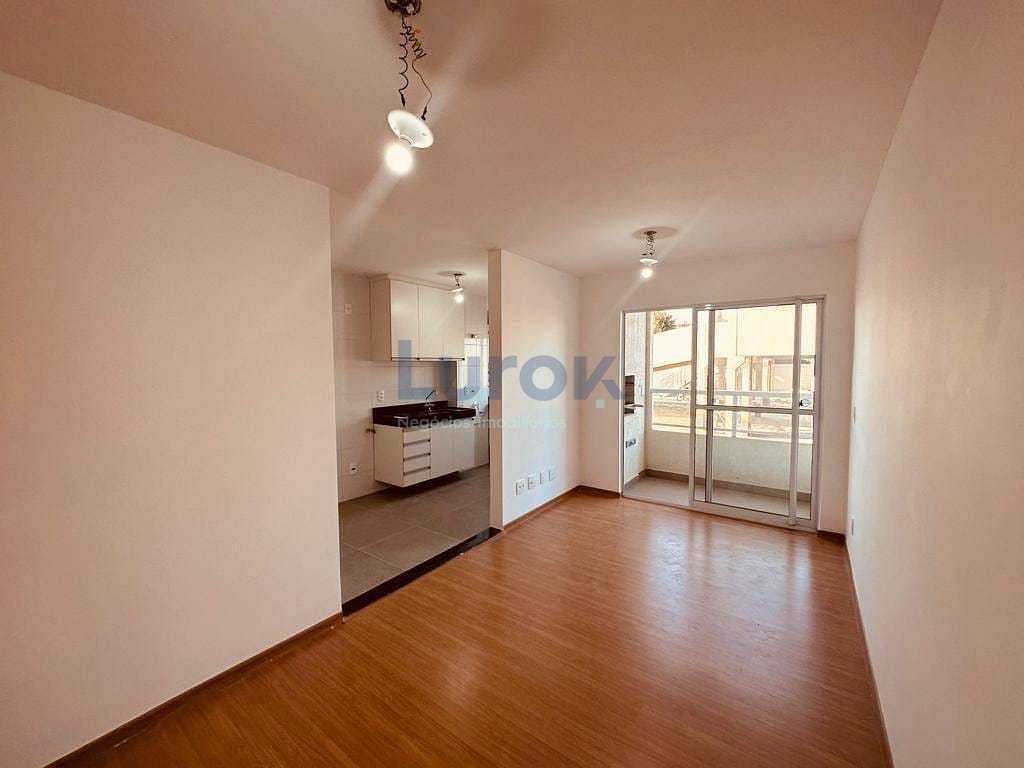 Apartamento à venda com 2 quartos, 54m² - Foto 2