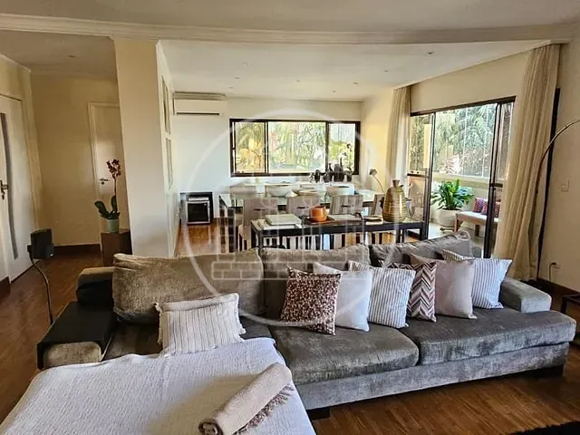 Apartamento com 200m² 4 quartos e 5 banheiros, à venda, no bairro Vila Mariana em São Paulo