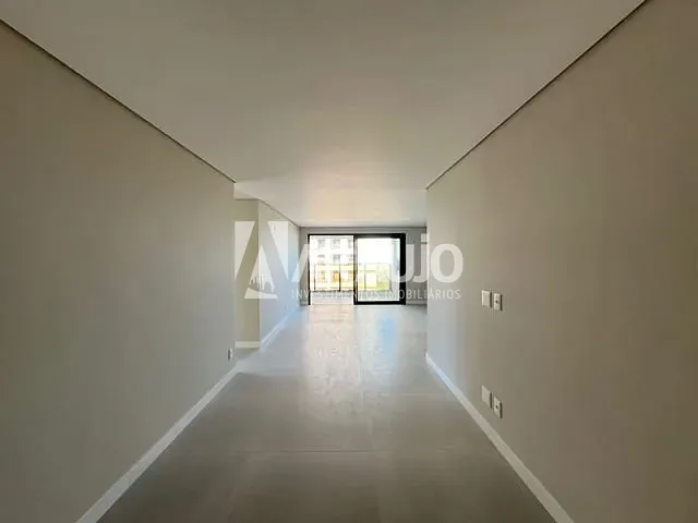 Apartamento 3 quartos e 4 banheiros, à venda, no bairro Praia Brava de Itajaí em Itajaí
