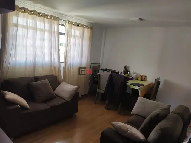 Apartamento 2 quartos e 1 banheiro, à venda, no bairro Moradias do Cabo Frio em Londrina
