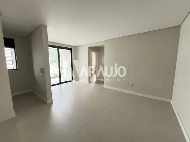 Apartamento 2 quartos e 3 banheiros, à venda, no bairro Centro em Itajaí