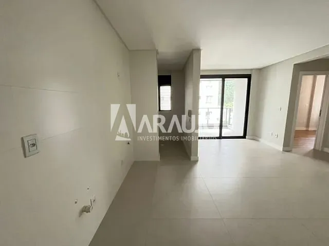 Apartamento 2 quartos e 3 banheiros, à venda, no bairro Centro em Itajaí