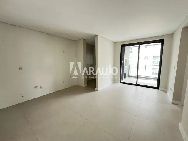 Apartamento 2 quartos e 3 banheiros, à venda, no bairro Centro em Itajaí