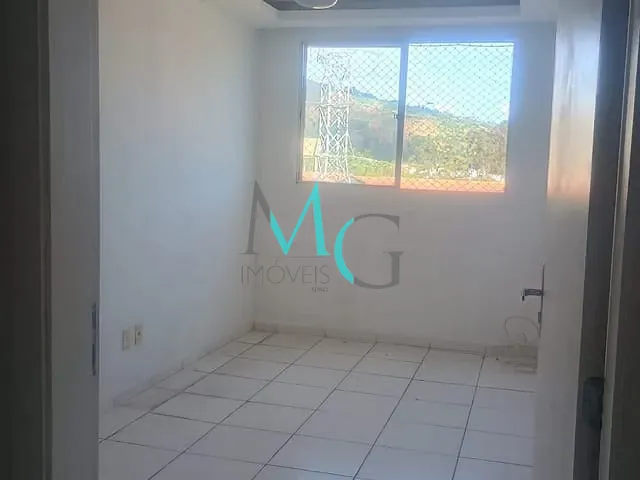 Apartamento 2 quartos e 1 banheiro, para alugar, no bairro Campo Grande em Rio de Janeiro