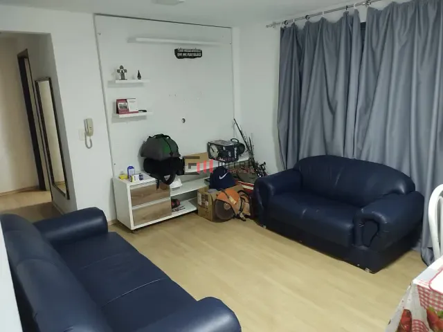 Apartamento 2 quartos e 1 banheiro, à venda, no bairro Moradias do Cabo Frio em Londrina