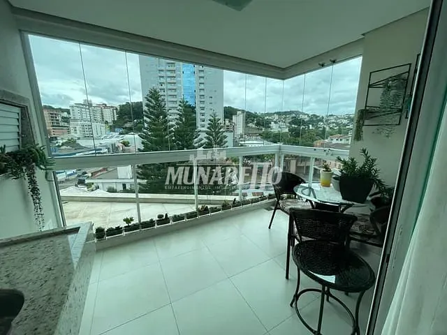 Apartamento com 217m² 2 quartos e 2 banheiros, à venda, no bairro Centro em Concórdia