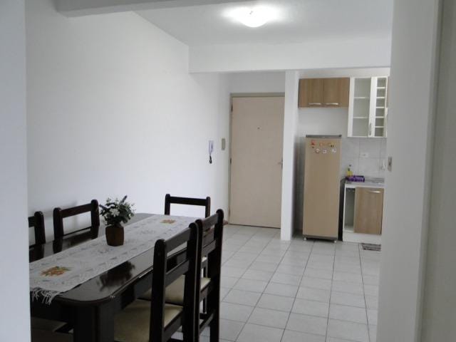 Apartamento com 72m² 2 quartos e 1 banheiro, à venda, no bairro Três Vendas em Pelotas