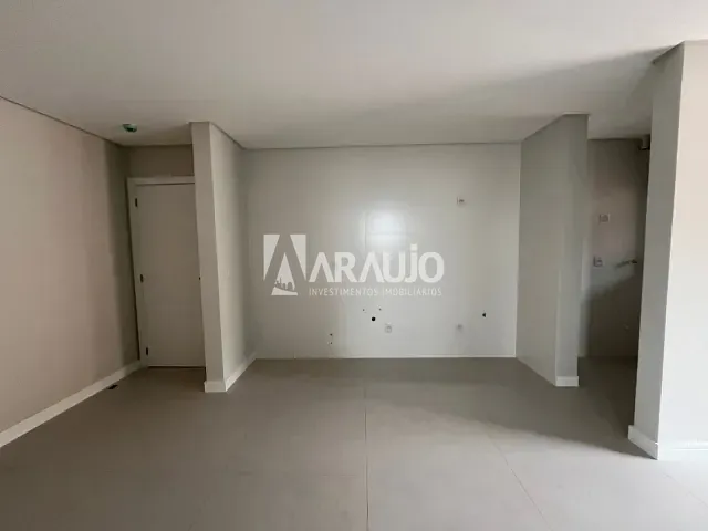 Apartamento 2 quartos e 2 banheiros, à venda, no bairro Centro em Itajaí