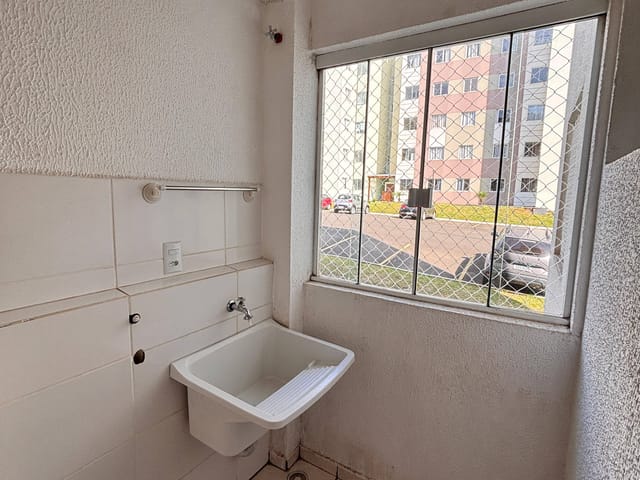 Apartamento com 83m² 3 quartos e 1 banheiro, à venda ou para alugar, no bairro Contorno em Ponta Grossa