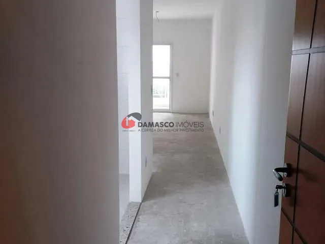 Apartamento 2 quartos e 1 banheiro, à venda, no bairro Campestre em Santo André