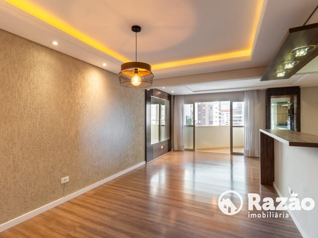 Apartamento 3 quartos e 2 banheiros, à venda, no bairro Bigorrilho em Curitiba