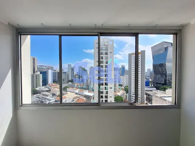 Apartamento 1 quarto e 1 banheiro, à venda, no bairro Pinheiros em São Paulo