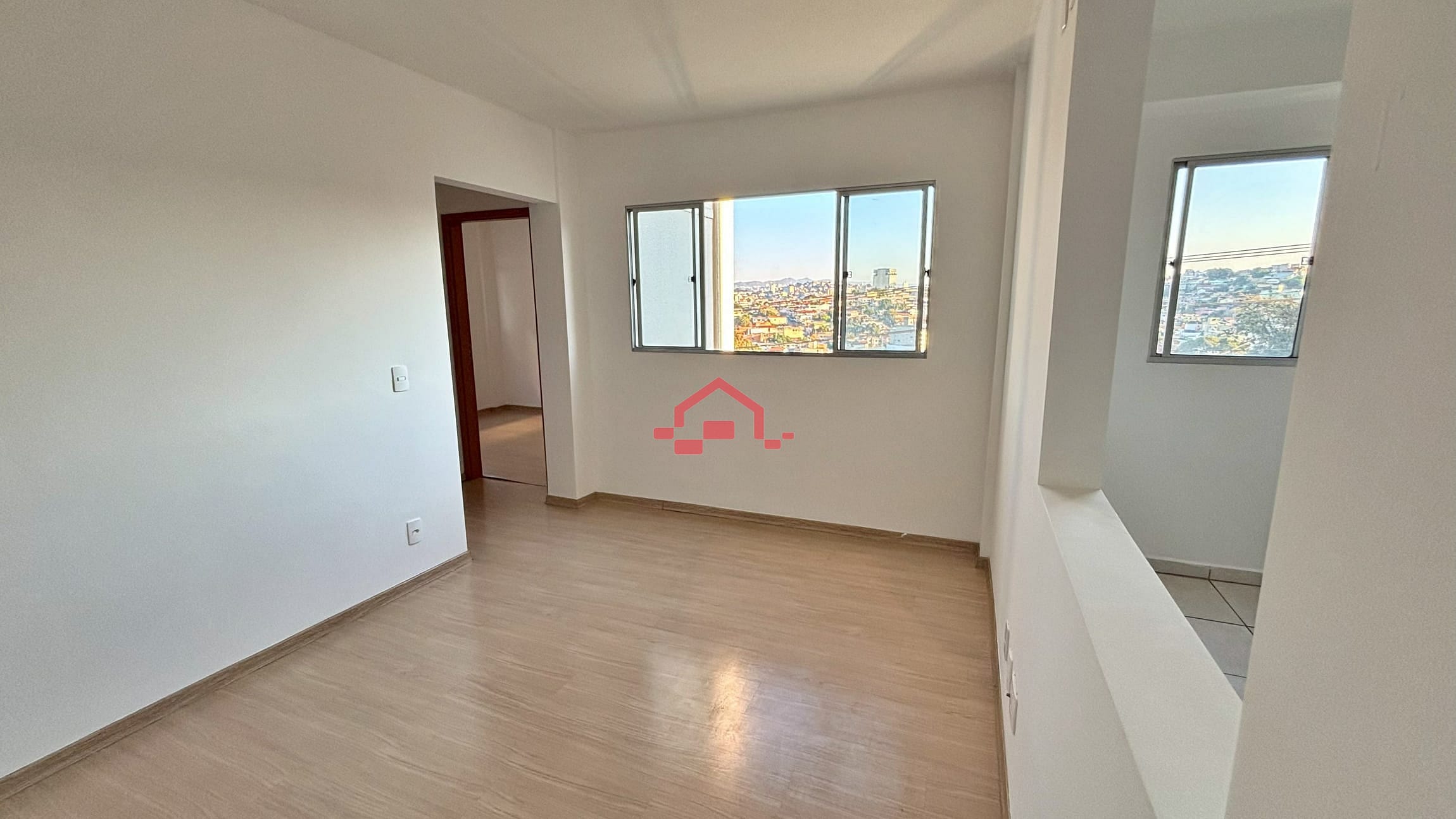 Apartamento à venda com 2 quartos, 50m² - Foto 2