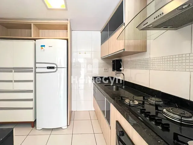 Apartamento com 77m² 3 quartos e 2 banheiros, para alugar, no bairro Jardim Goiás em Goiânia