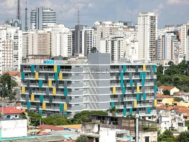 Apartamento 1 quarto e 2 banheiros, para alugar, no bairro Vila Madalena em São Paulo