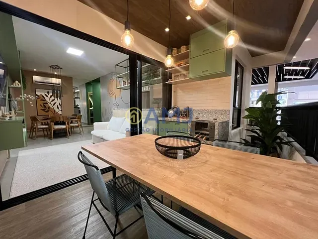 Apartamento 2 quartos e 2 banheiros, à venda, no bairro Setor Central em Goiânia