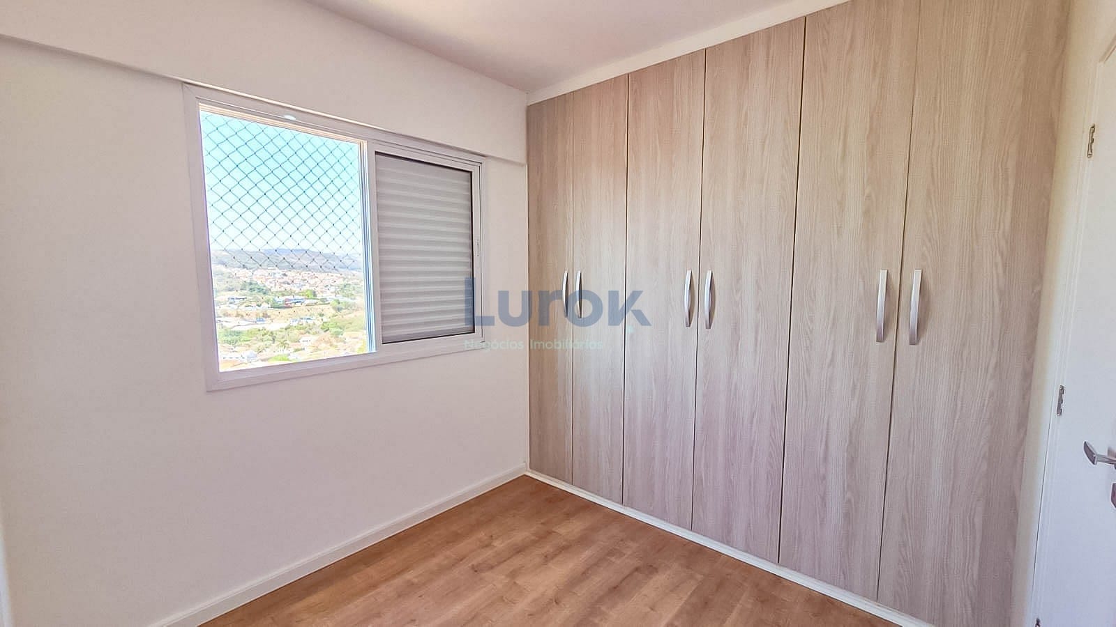 Apartamento à venda com 2 quartos, 69m² - Foto 9