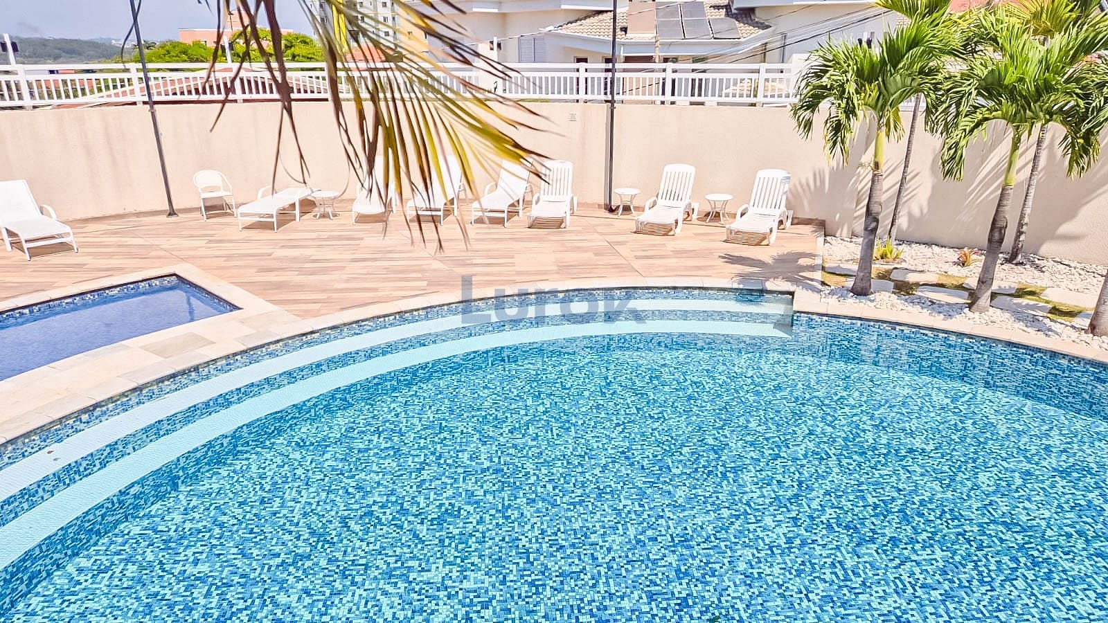 Apartamento à venda com 2 quartos, 69m² - Foto 32