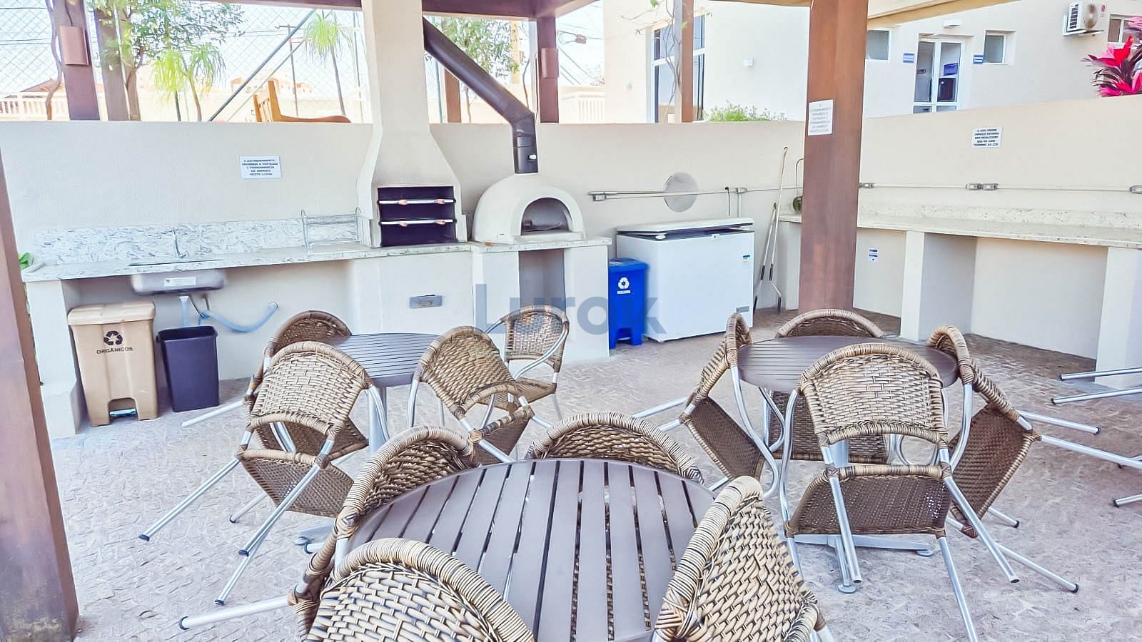 Apartamento à venda com 2 quartos, 69m² - Foto 34