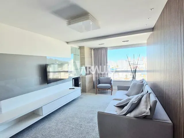 Apartamento 3 quartos e 3 banheiros, à venda, no bairro Vila Operária em Itajaí