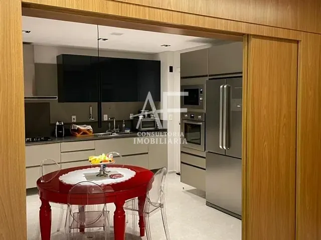 Apartamento com 142m², à venda, no bairro Centro em Taubaté