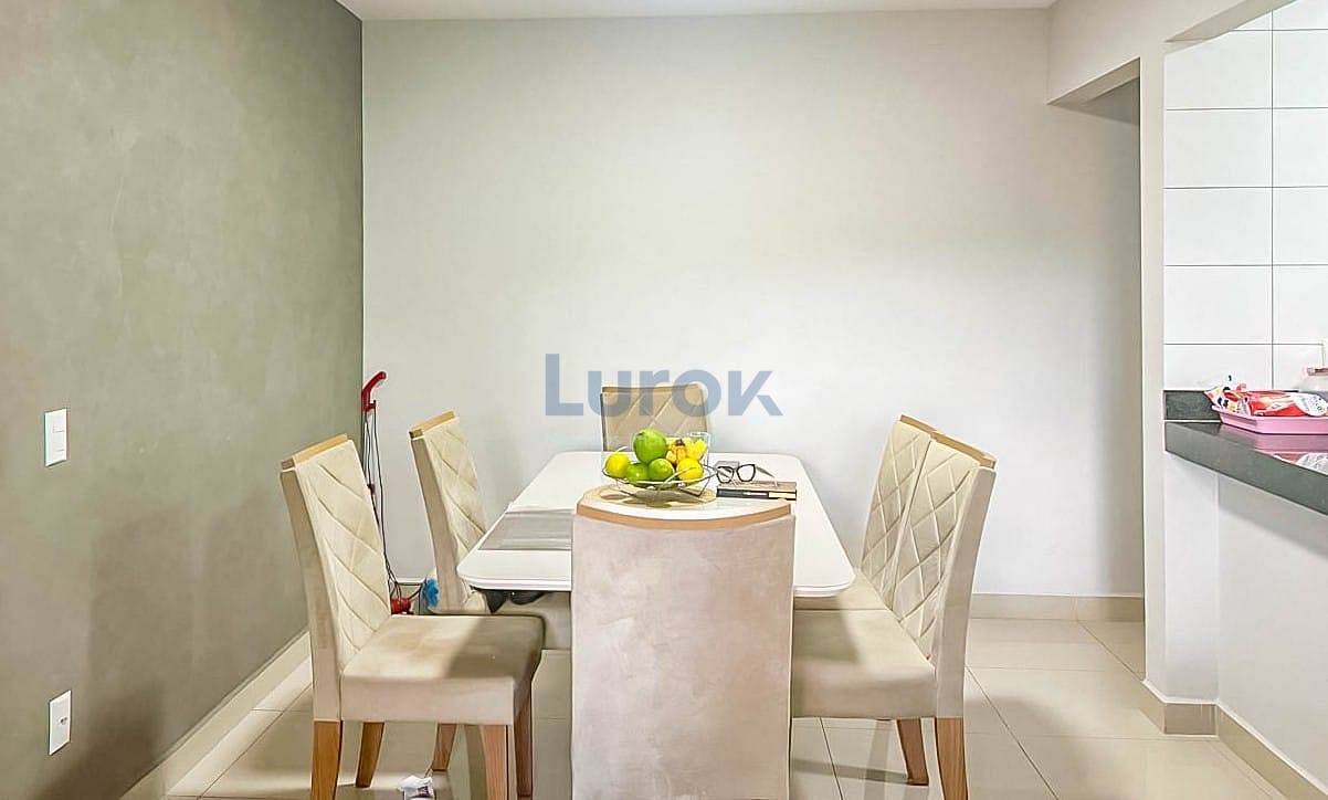 Apartamento à venda com 3 quartos, 77m² - Foto 3