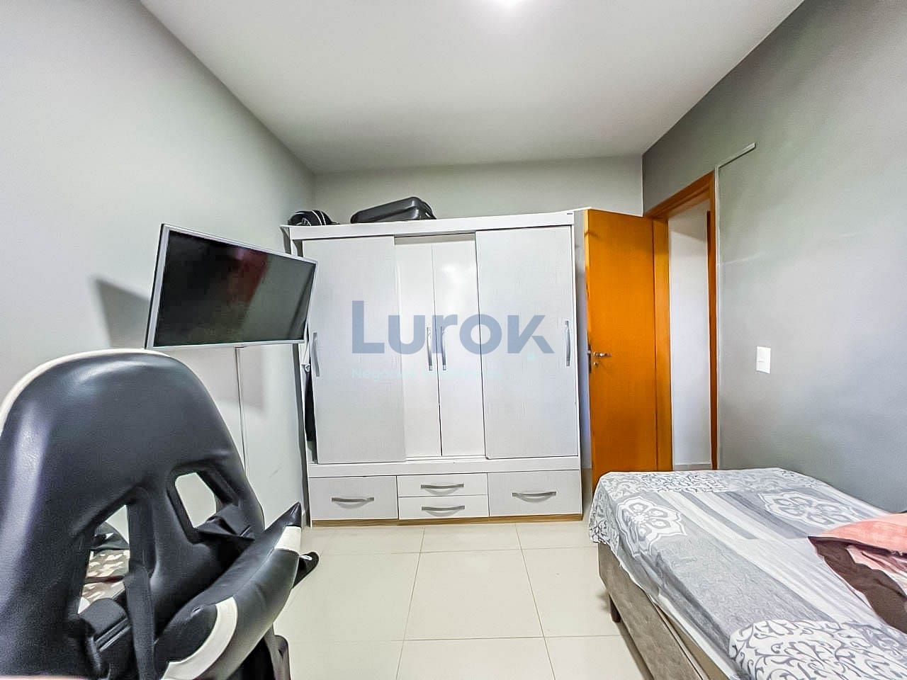 Apartamento à venda com 3 quartos, 77m² - Foto 12