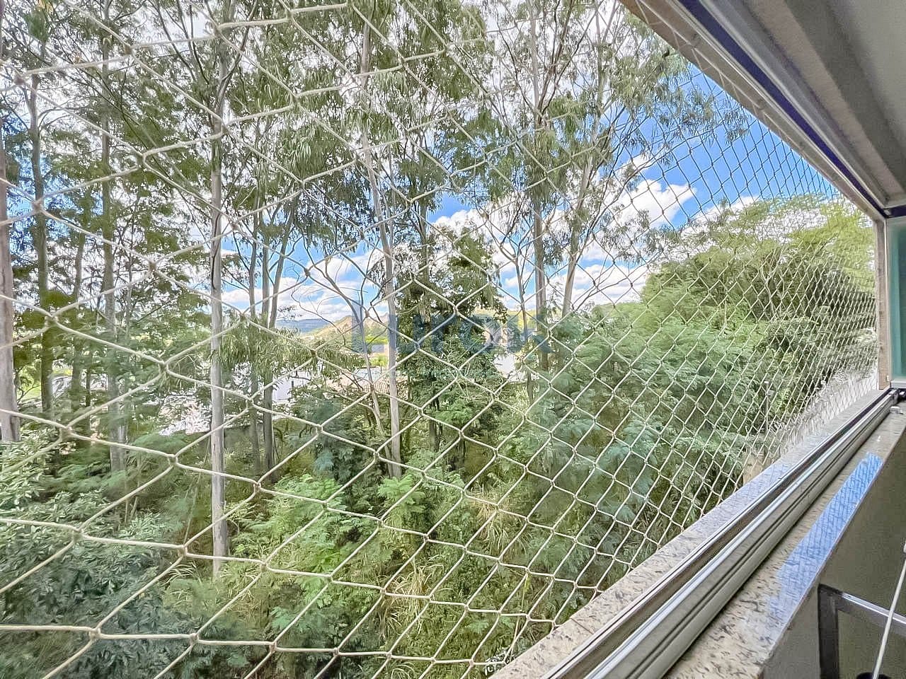 Apartamento à venda com 3 quartos, 77m² - Foto 6