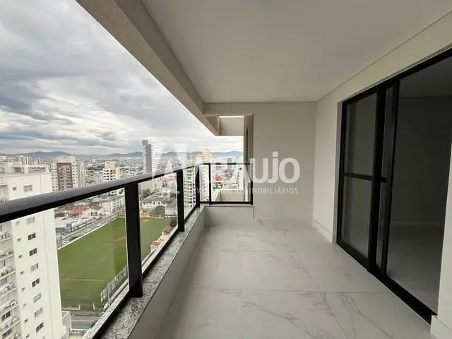 Apartamento 3 quartos e 2 banheiros, à venda, no bairro Vila Operária em Itajaí