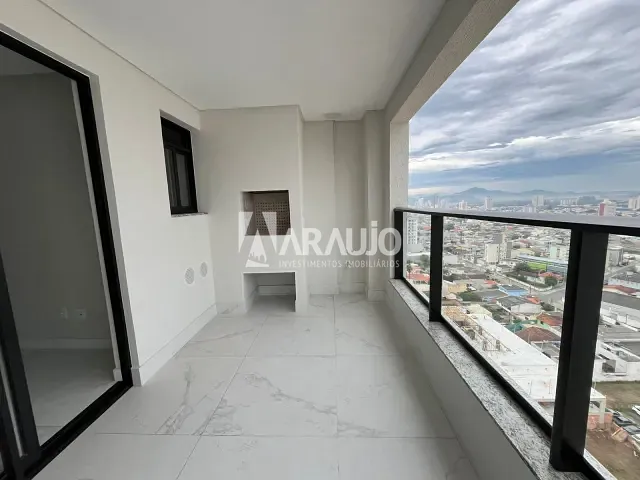 Apartamento 3 quartos e 2 banheiros, à venda, no bairro Vila Operária em Itajaí