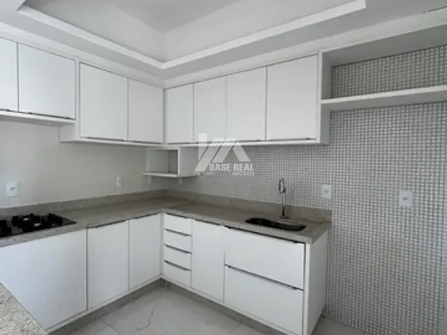 Apartamento com 329m² 4 quartos e 4 banheiros, à venda, no bairro Centro em Ponta Grossa