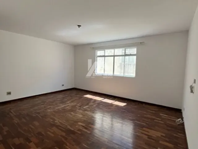 Apartamento 2 quartos e 1 banheiro, para alugar, no bairro Centro em Ponta Grossa