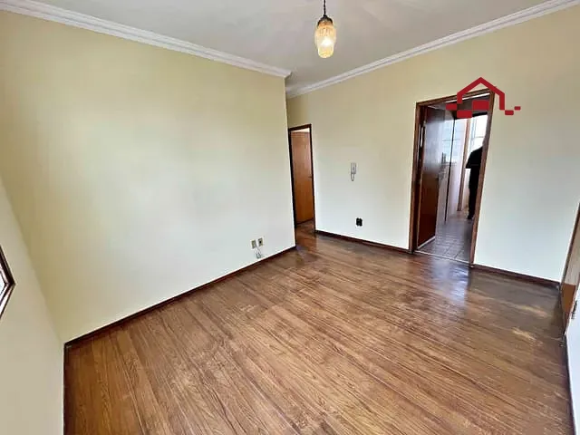 Apartamento 3 quartos e 2 banheiros, para alugar, no bairro Padre Eustáquio em Belo Horizonte