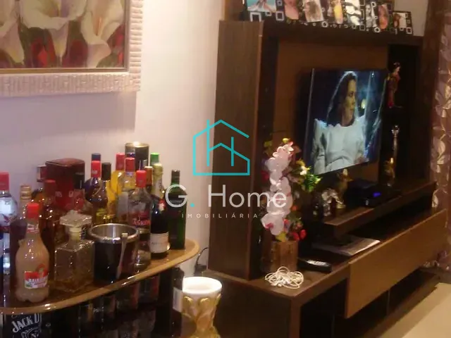 Apartamento com 156m² 4 quartos e 2 banheiros, à venda, no bairro Centro em Londrina
