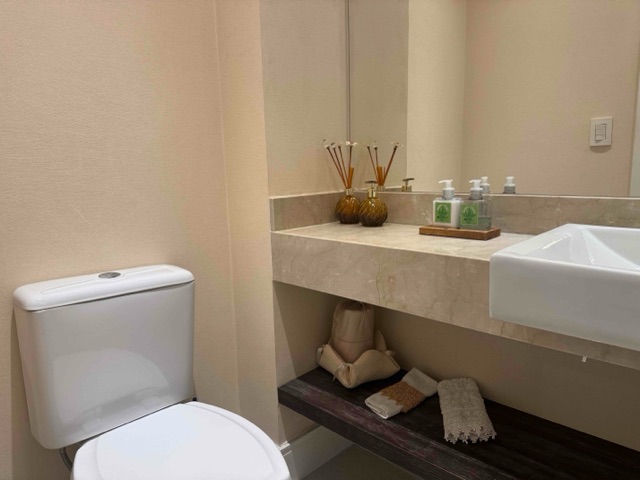 Apartamento com 345m² 3 quartos e 5 banheiros, à venda, no bairro Gleba Fazenda Palhano em Londrina
