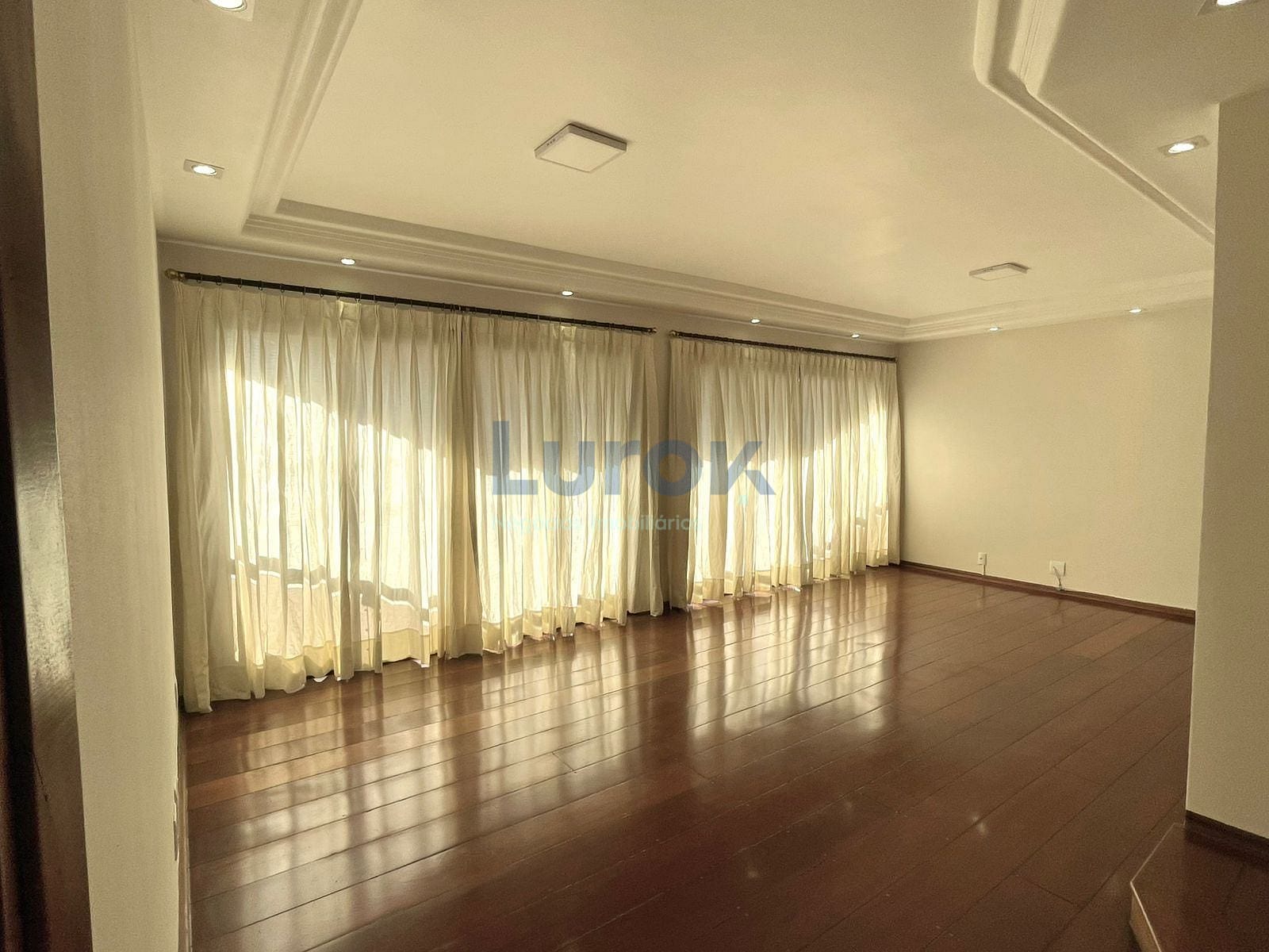 Apartamento à venda e aluguel com 3 quartos, 153m² - Foto 33