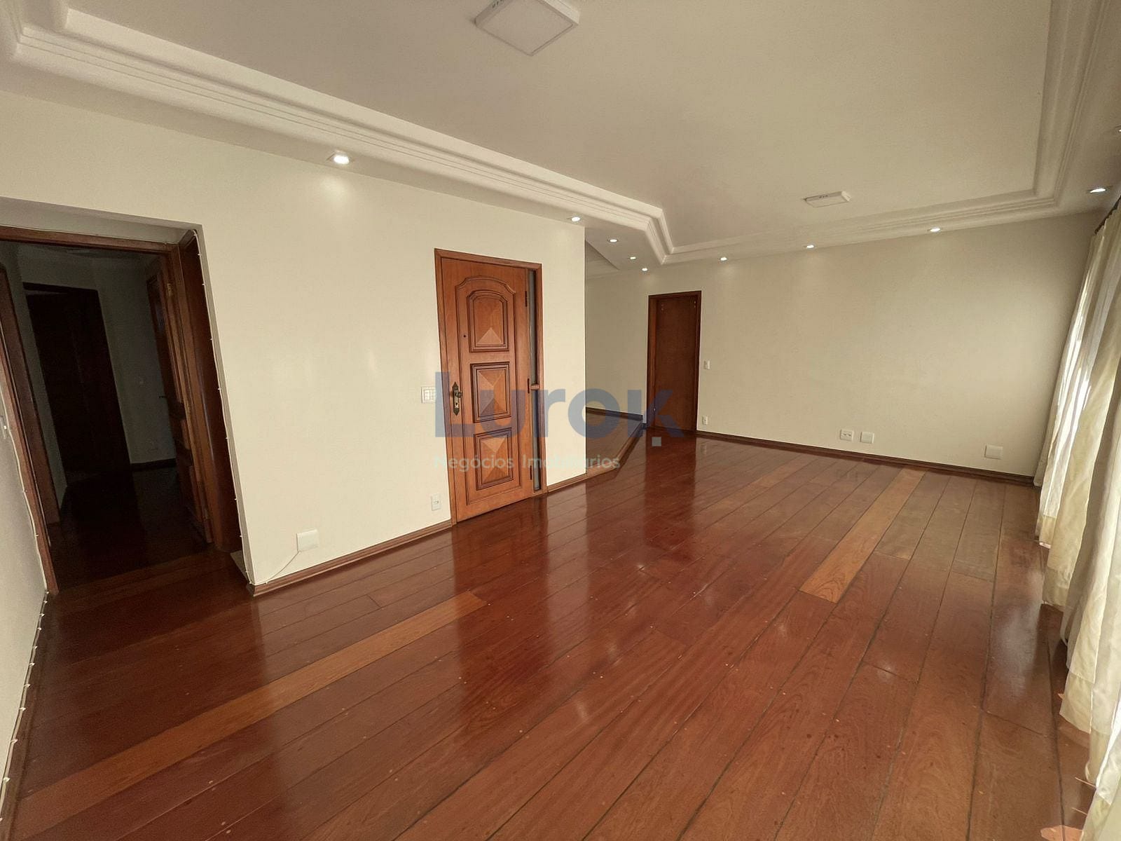 Apartamento à venda e aluguel com 3 quartos, 153m² - Foto 34