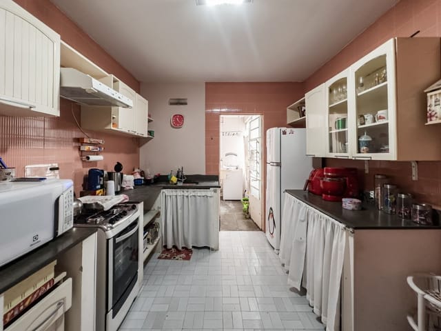 Apartamento com 70m² 2 quartos e 1 banheiro, à venda, no bairro Centro em Pelotas