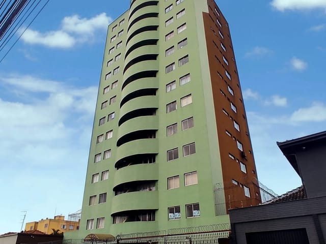 Apartamento com 137m² 3 quartos e 3 banheiros, à venda ou para alugar, no bairro Centro em Ponta Grossa