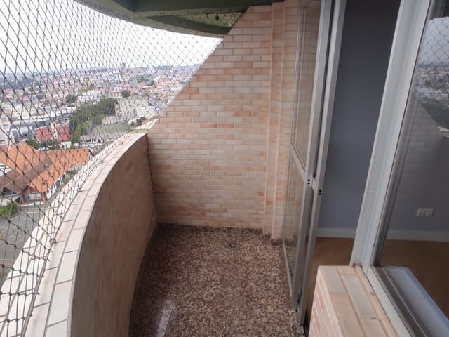 Apartamento com 137m² 3 quartos e 3 banheiros, à venda ou para alugar, no bairro Centro em Ponta Grossa