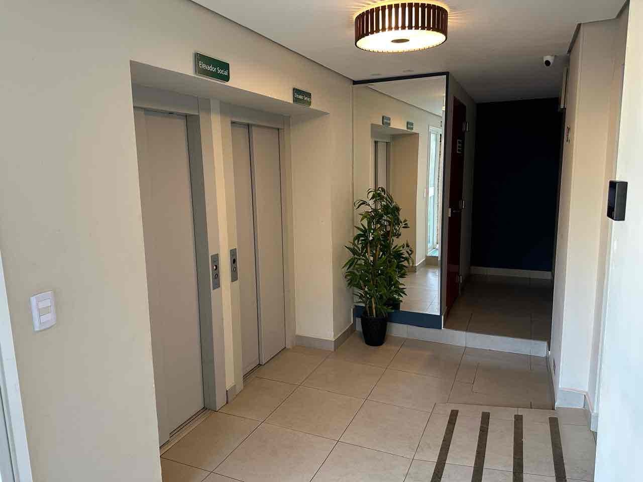 Apartamento para alugar com 2 quartos, 70m² - Foto 36