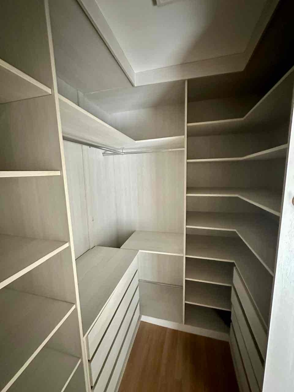 Apartamento para alugar com 2 quartos, 70m² - Foto 12