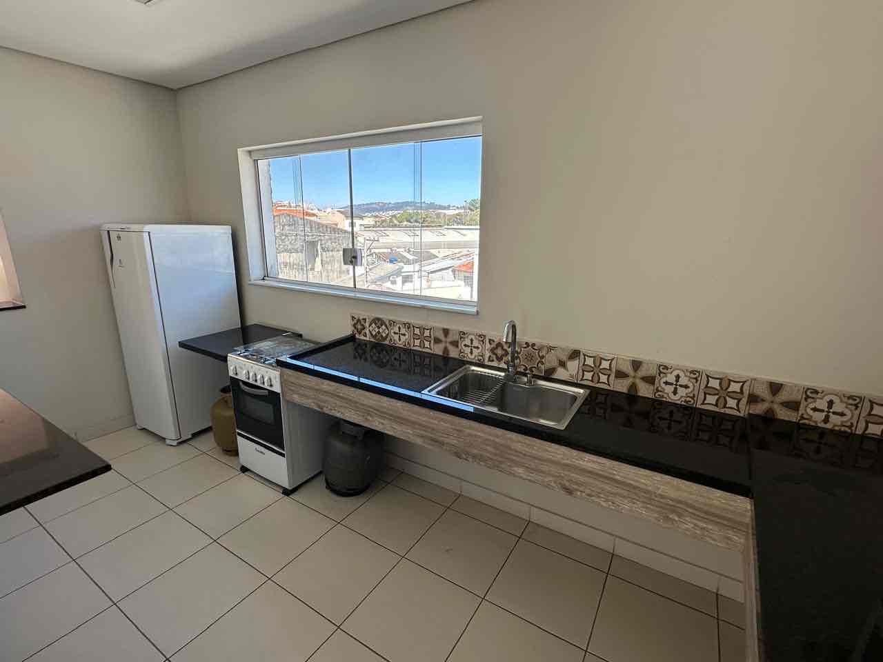 Apartamento para alugar com 2 quartos, 70m² - Foto 33