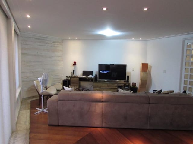 Foto do Apartamento - Apartamento à venda 4 Quartos, 3 Suites, 5 Vagas, 561.9M², Vila Regente Feijó, São Paulo - SP | Condomínio Edifício Itapuã | RUSSI IMÓVEIS