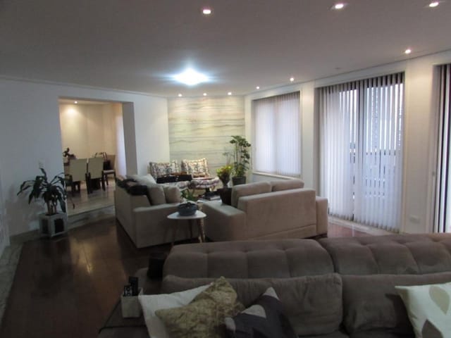 Foto do Apartamento - Apartamento à venda 4 Quartos, 3 Suites, 5 Vagas, 561.9M², Vila Regente Feijó, São Paulo - SP | Condomínio Edifício Itapuã | RUSSI IMÓVEIS
